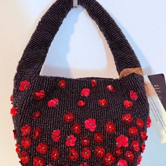 Made in India Small Black Beaded Bag With Red Sequin Flowers NWT - Picture 2 of 4